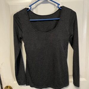 Women’s gray long sleep heat tech top with built in bra size small